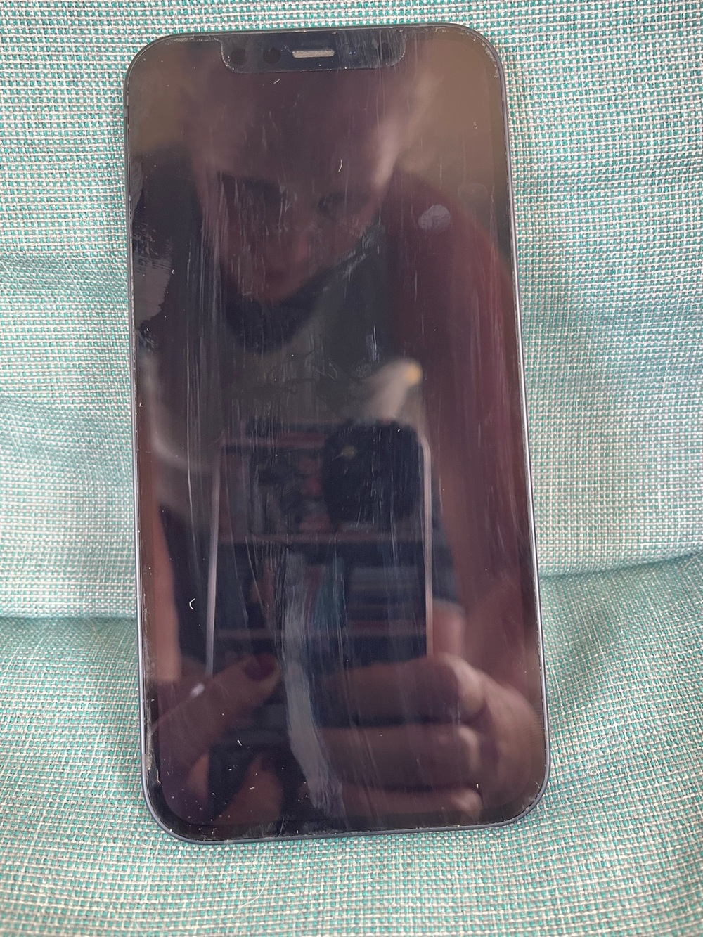 APPLE IPHONE 11~ USED~ EXCELLENT CONDITION